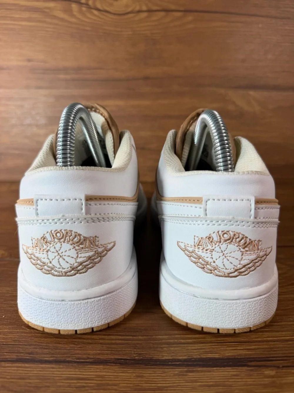Air Jordan 1 Low ‘Hemp White’ Women’s‎ Size 7.5 DN6999-500 Shoes Sneakers